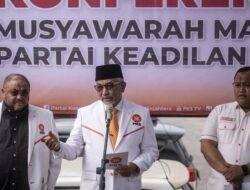 Majelis Syuro Minta PKS Lanjutkan Komunikasi dengan Gabungan Prabowo