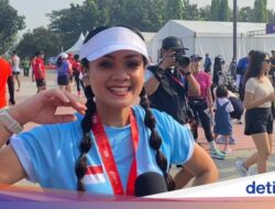 Tips Segar Nirina Zubir, Masih Kuat Half Marathon 21 Km di Usia 44 Tahun