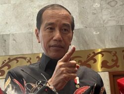 Jokowi Atur Asuransi Kesehatan Mantan Menteri