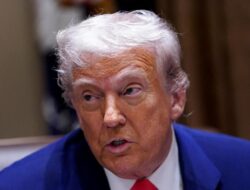 Trump Mulai Komunikasi dengan China, Konflik Bersenjata Dagang Segera Berakhir?