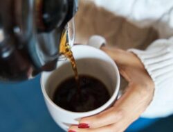 Ternyata Ini Waktu Unggul Minum Kopi Biar Panjang Umur