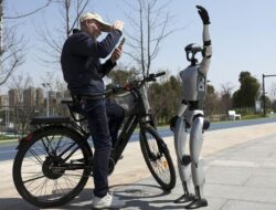 Robot-robot Humanoid China Kuasai Dunia