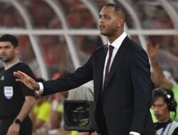 Kluivert Kenang Momen Jadi Pahlawan Saat Ajax Juara Liga Champions