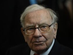 Warren Buffett Umumkan Berencana Mundur dari Berkshire Hathaway Akhir Tahun