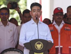 Siapa Pensiunan TNI yang Terlibat dalam Surat Pemakzulan Gibran?