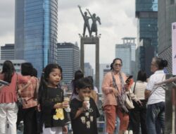 Liburan Menikmati Jakarta di Anjungan Halte Bundaran HI