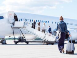 Ilmuwan Ungkap 2 Alasan Kenapa Sebaiknya Tak Naik Pesawat Paling Akhir