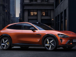 Konsumen Dianjurkan Panjang Sabar, SUV Listrik Xiaomi YU7 Inden 1,5 Tahun