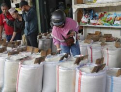 Harga Beras Terus Naik 8 Bulan Ini, Berikut Rinciannya