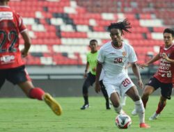 Semen Padang vs PSM, Ronaldo Masih Absen