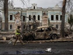 Ukraina Putaran Belur Dihantam 40 Rudal Rusia, 3 Orang Tewas