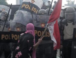 Berkali Dihantam Gelombang Aksi Ketidaksetujuan Besar, Apa Dampaknya ke Ekonomi RI?