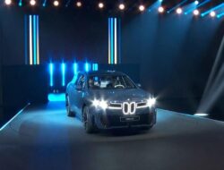BMW Kenalkan SUV Listrik Baru Neue Klasse iX3 di Munich