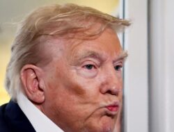 Suspend Donald Trump, YouTube Wajib Bayar Denda Rp407 Miliar