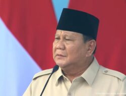 Prabowo Minta Menteri-Kepala Daerah Fokus Tangani Kasus Ponpes Ambruk