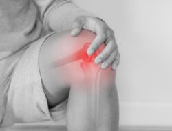 Hati-hati, 6 Kebiasaan Buruk Ini Mungkin Dalang Radang Sendi