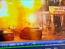 Detik-detik Drone Israel Ledakkan Kendaraan Pribadi di Jalan Raya Lebanon