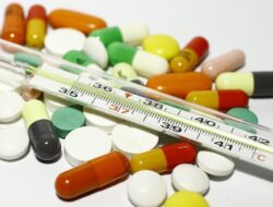 Waspadai Efek Minum Medis setelah Minum Kopi, Bisa Berbahaya