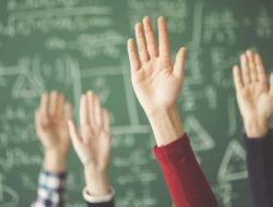 Mantan Komite SMA Luwu Utara Buka Suara soal Pemecatan Guru Bantu Honorer