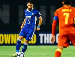 Midfielder Persib Ungkap Perbedaan Main di Malaysia dan Indonesia
