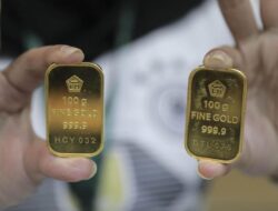 Harga Emas Pegadaian Kompak Anjlok Sampai saat ini Rp81 Ribu di Penghujung 2025