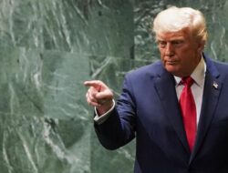 Trump Tergoda Jual Kei Car di AS Usai Pulang dari Jepang