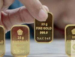 Tancap Gas, Harga Emas Antam Kembali Catatan Unggul ke Rp2,968 Juta per Gram