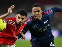 Arsenal Lari Kecil dari Manchester City