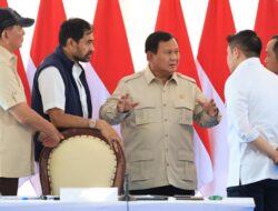 Prabowo Sebut Ada Swasta Tertarik Manfaatkan Lumpur Bencana Banjir di Aceh