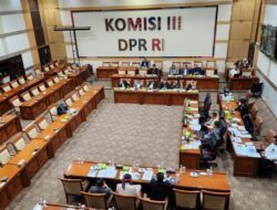 Kami Tak Punya Gaji Pokok, Tunjangan Stagnan