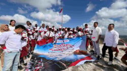 FIFGROUP Antar Bendera ke 17 Sekolah Ribuan Kilometer, Sampai ke Sumba
