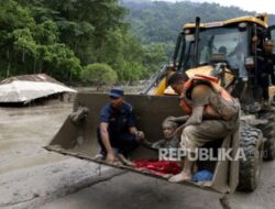 Bencana Banjir Besar Terjang Perbatasan Nepal-Tibet, 95 Orang Dilaporkan Tewas, Ratusan Hilang