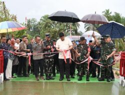 Resmikan Jembatan Bailey di Tapteng, Bobby Nasution Janji Beri Modal Usaha untuk Warga
